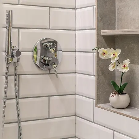 Apartment Cavour Five Senses